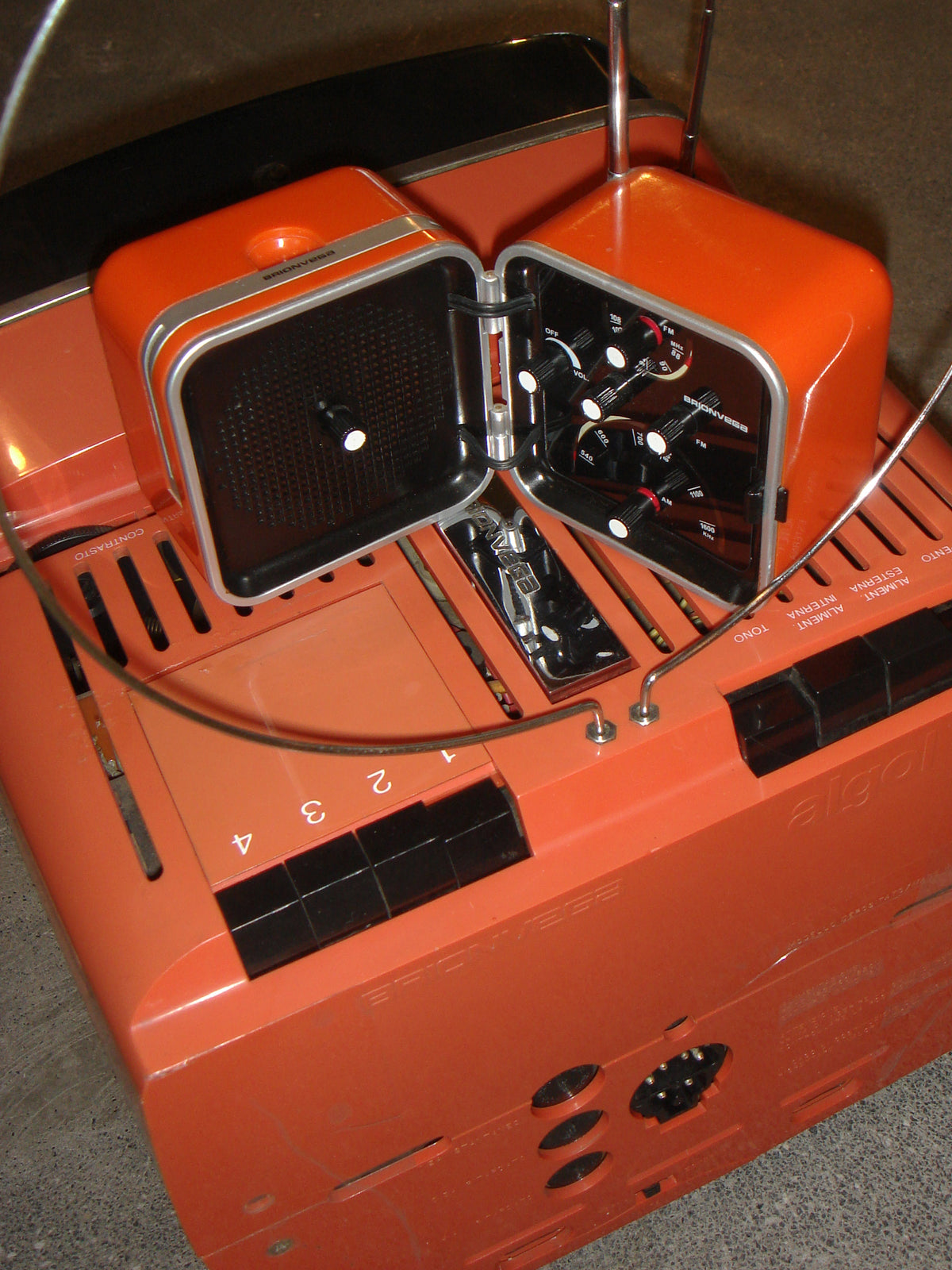 The Baby Cubo Radio