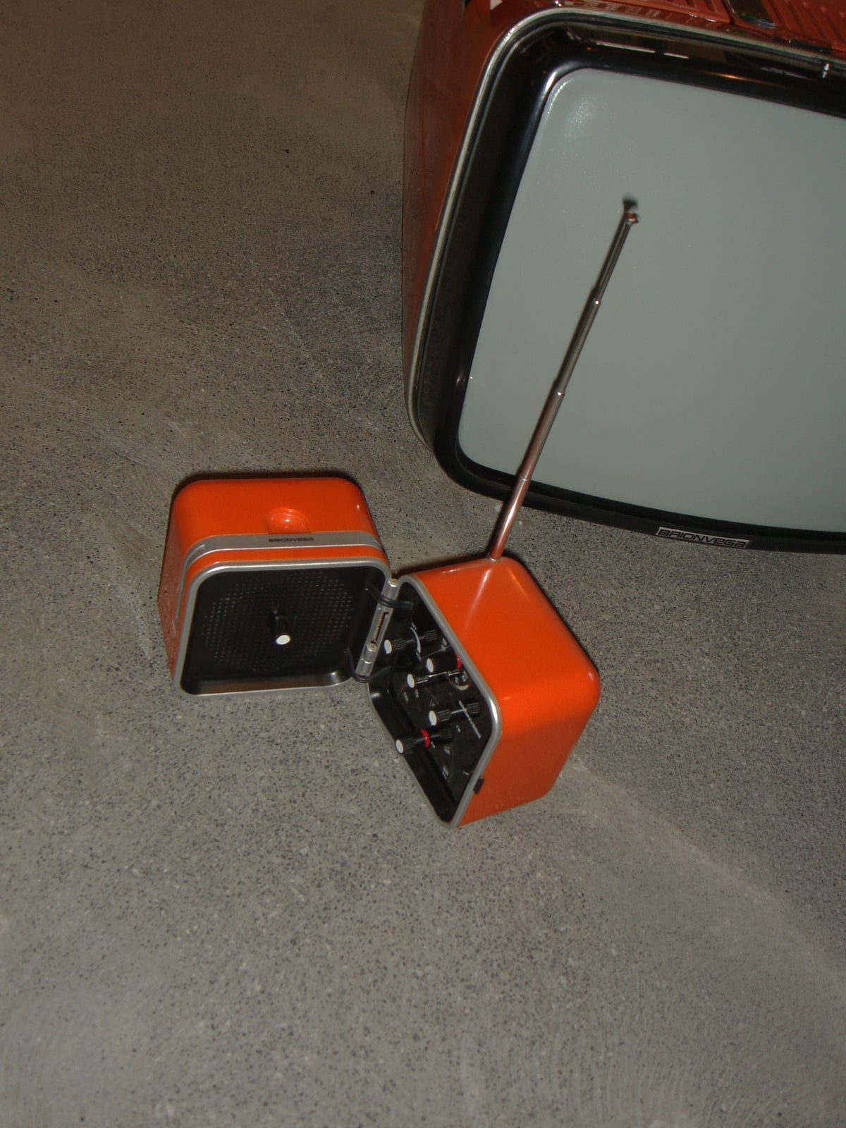The Baby Cubo Radio